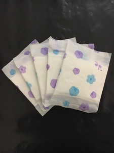 Manufacturers custom disposable free sample panty liner for women