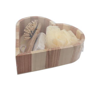 Promotional wood heart box 5pcs  bath accessory set, Loofah Brush /comb Wooden box spa set /Bath Gift bath Set