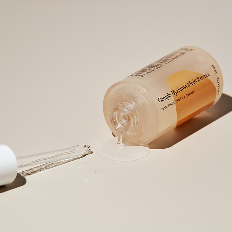12GRABS Octuple Hyaluron Moist Essence
