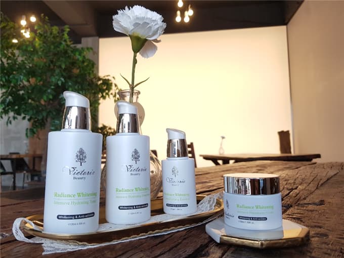 Radiance Whitening Skin Care Set