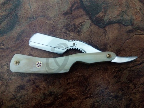 Shaving Razors- Bone And Horn Handles