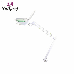 2018 New Wheeled Magnifying Floor Lamp With Factory Price