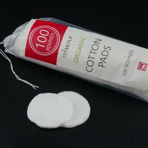 Round Cotton Wool Cosmetic Pads