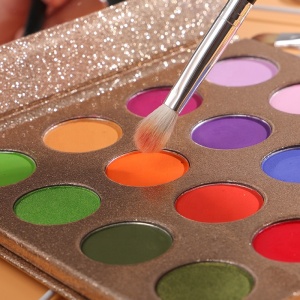 Wholesale High Pigment 153 Colors Private Label Eyeshadow Palette Custom Eyeshadow Palette