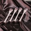 4Pcs Unique Rose Gold Standing Makeup Brush Set Luxury Lattice Texture Handle Soft Synthetic Face Powder Blush Brushes Premium Beauty Tools