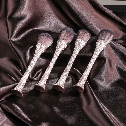 4Pcs Unique Rose Gold Standing Makeup Brush Set Luxury Lattice Texture Handle Soft Synthetic Face Powder Blush Brushes Premium Beauty Tools