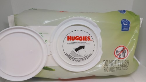Huggies wipes w/Aloe&Vitamin E- Fragrance free-4pks of 56 ct