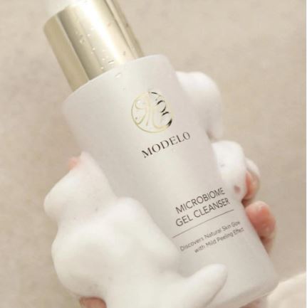 MODELO Microbiome Gel Cleanser