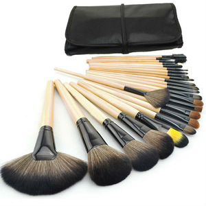 Yaeshii natural wooden handle custom makeup brush 24pcs makeup brush for cosmetic tool