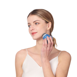 manual waterproof cleansing facial brush with head