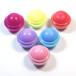 Wholesale Organic Cute Natural Organic Moisturizing Round Roller Ball Shape Lip Balm