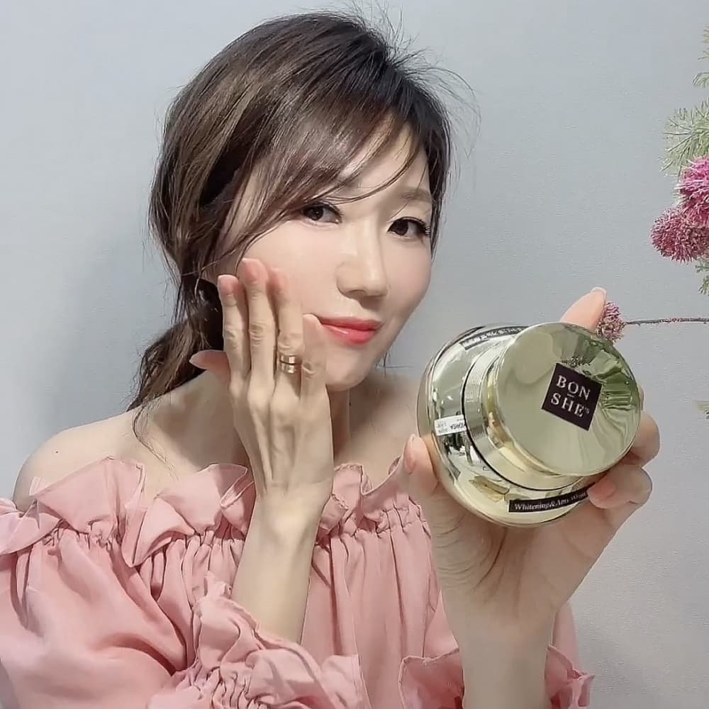 BONSHE’S Fresh Perfecting  Nutrition Cream up