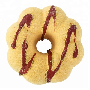 OEM / ODM Donut Natural Essential Oils Color Donut Cupcake Bathbombs for Sale
