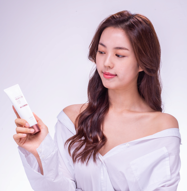 Repair and Soothing derma skincare cream 80g (QUEENDOES CELLDAM WUNDER CREAM)