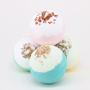 Wholesale Customize Effervescent Fragrance Raw Material Organic Home Spa Fizz Essential Oil All Natural Bath Bombs