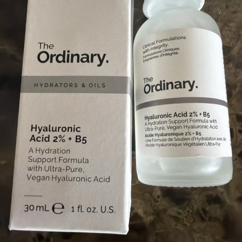 The Ordinary Hyaluronic Acid 2% + B5 Moisturizing Serum 1oz - NEW