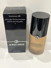 Armani Beauty Power Fabric+ Foundation