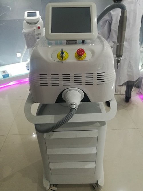 CE TUV ISO Approved Q-Swithched Nd Yag Laser Machine