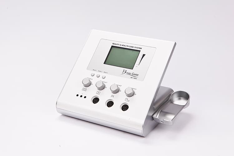 cm-7000v