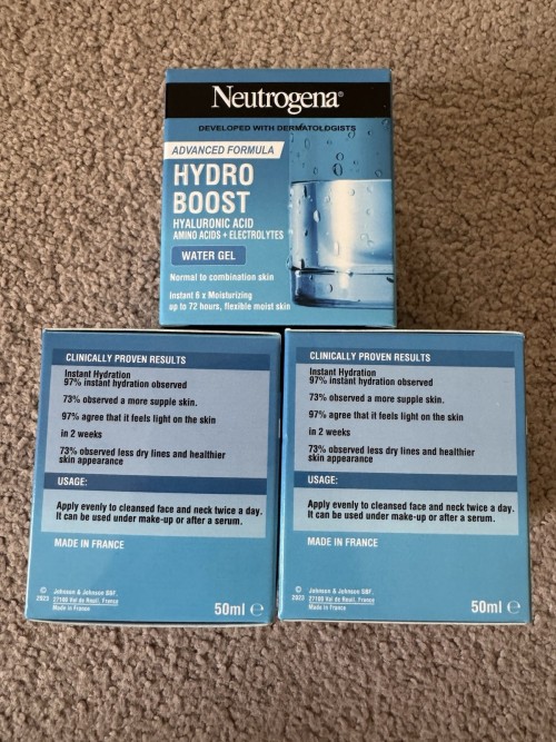 Neutrogena Hydro Boost Cleasing Gel