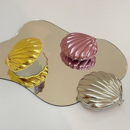 Pocket Shell-shaped Zinc Alloy Cosmetic Foldable Makeup Mirror