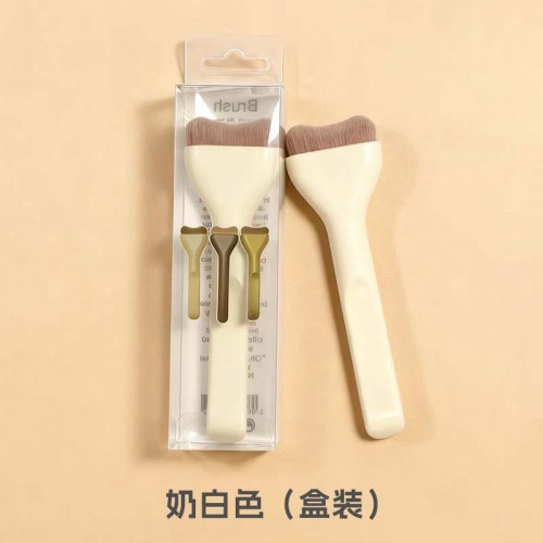 Premium Flat-Edge Facial Mask Brush with Metallic Handle – Wholesale Cosmetic Applicator for Skincare Brands