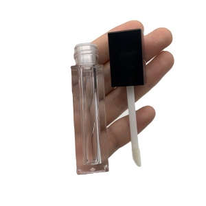 5g Transparent lip gloss tube with brush cap