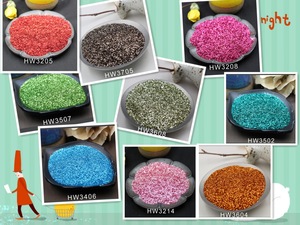 Cosmetic grand for body use glitter powder