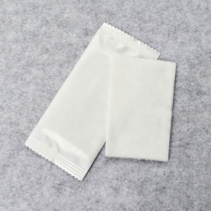 Custom Individual Pack Hand Face Fresh Cleaning Wet Wipes lens cleaning wipes for lens cleaner