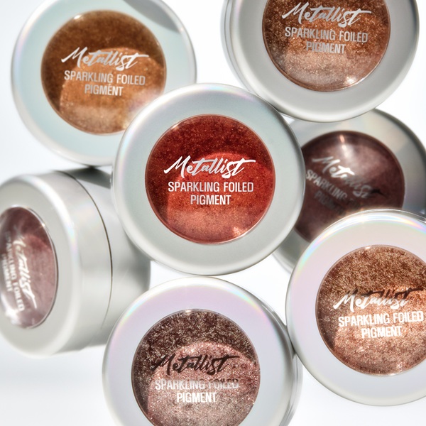 (TOUCH IN SOL) Metalist Sparkling Foiled Pigment [No.1 Cream Peach] 1.3g