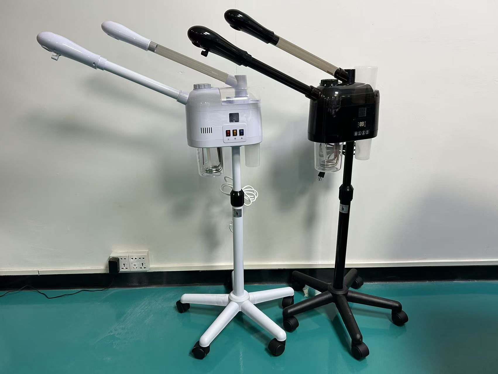 Portable Facial Steamer with Timer and Ozone Function