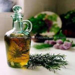 Hot-selling good product natural best quality rosemary Oil