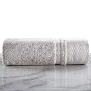 Hotel Supplies Offer 100% Cotton Bath And Cuetomized Bathroom Bar Set Towel
