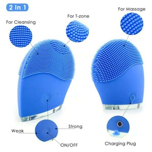 mini waterproof design facial sonic brush with massage and clean skin with CE FCC ROHS