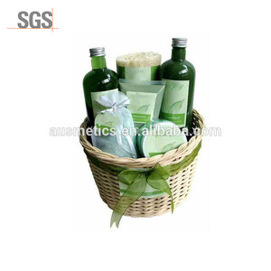 Spa Bath Gift Set In Willow Basket