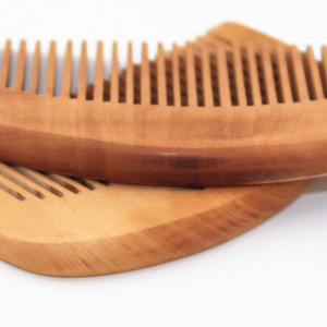 Wholesale Custom Logo Acceptable High Quality Peach Wooden Hair Comb