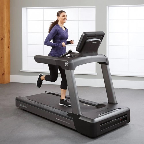 LIFEFITNESS CLUB SERIES+ SE4 TREADMILL