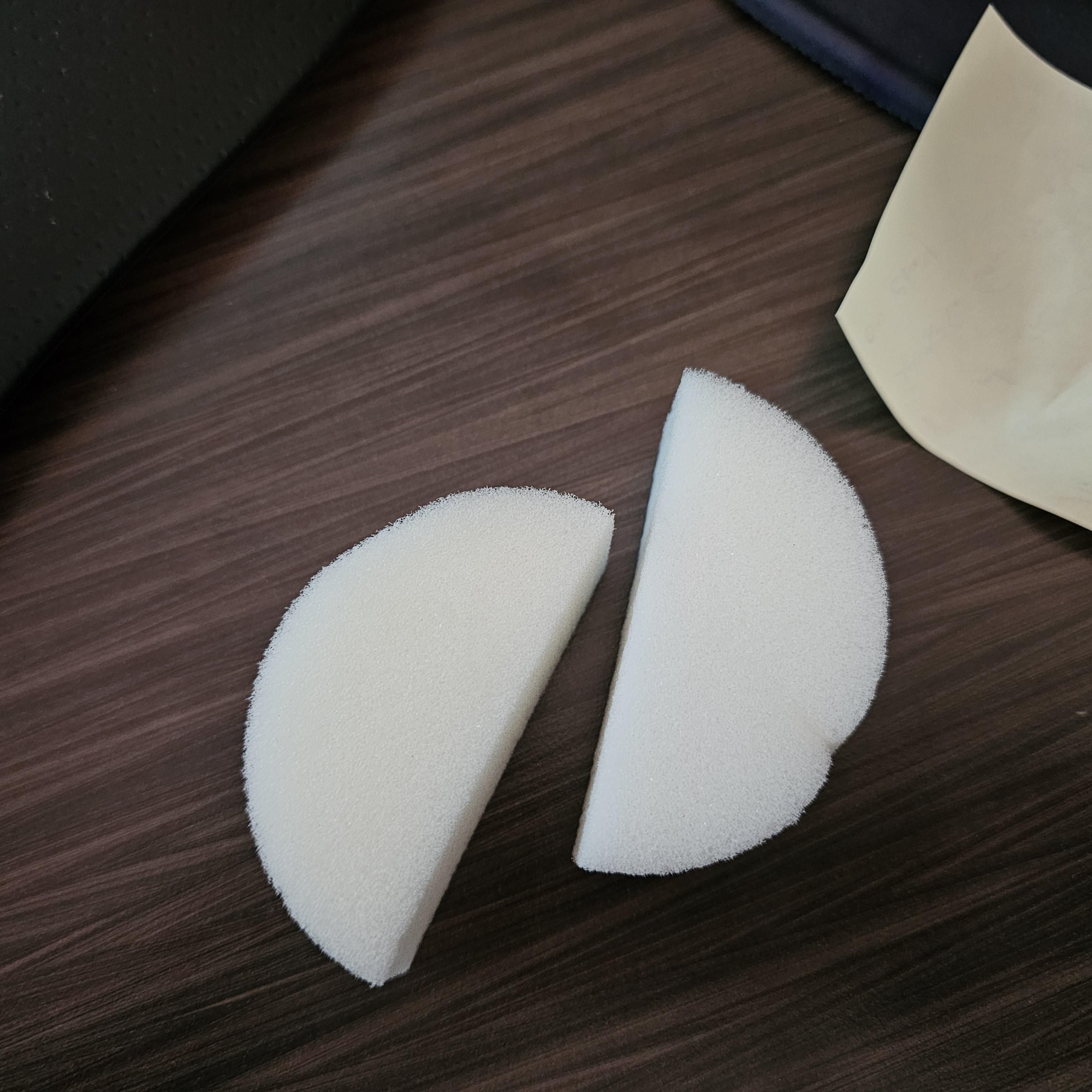 Half-Moon White Makeup Sponges For Sale