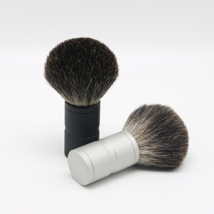 China Soft bristle custom logo metal handle shaving brush mens shaving brush