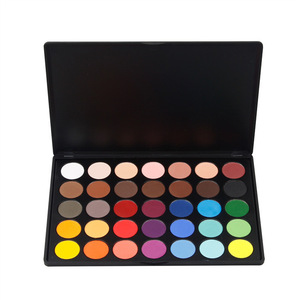 Studio Private Label Eyeshadow Makeup Kit