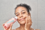 TEA TREE VITAMIN BOOSTING TONER